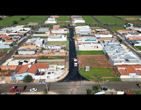 Ruas do Jardim Ouro Verde recebem recapeamento asfáltico