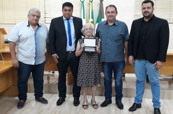 Poder Legislativo concede Título de Cidadã Honorária