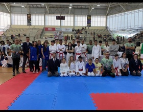 Botucatu é tretacampeã estadual de karatê