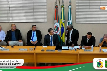 Poder Legislativo concede o Título de Cidadão Honorário ao Deputado Estadual Cobra Repórter