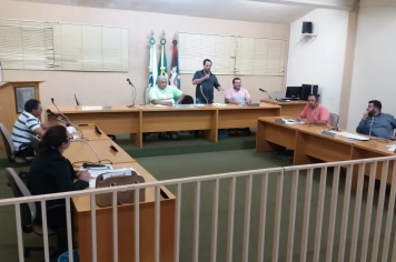 PODER LEGISLATIVO REALIZA AUDIÊNCIA PÚBLICA COM SERVIDORES PÚBLICOS MUNICIPAIS
