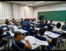 Patrulha da Paz trabalha a prevenção e conscientização dos perigos das drogas