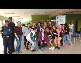 300 pessoas participara m de ação comunitária no CRAS Oeste