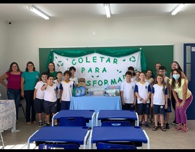 Projeto Coletar para Transformar premia alunos da Rede Municipal de Ensino