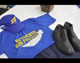 Prefeitura entrega uniformes para atendidos do Botucatu em Frente