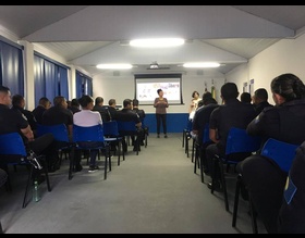 Guardas da GCM recebem palestra sobre atuação frente a grupos vulneróveis