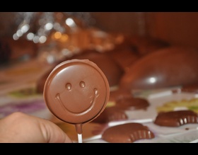 Fundo Social abre vagas para cursos de manicure, pequenos reparos, produção de doces e panetones