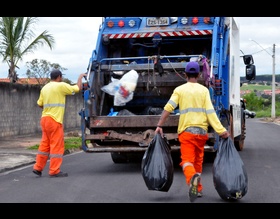 Prefeitura vai economizar quase R$2 milhões por ano na coleta de lixo com nova empresa