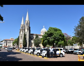 Guarda Civil Municipal entrega seis novas viaturas para patrulhamento da Cidade