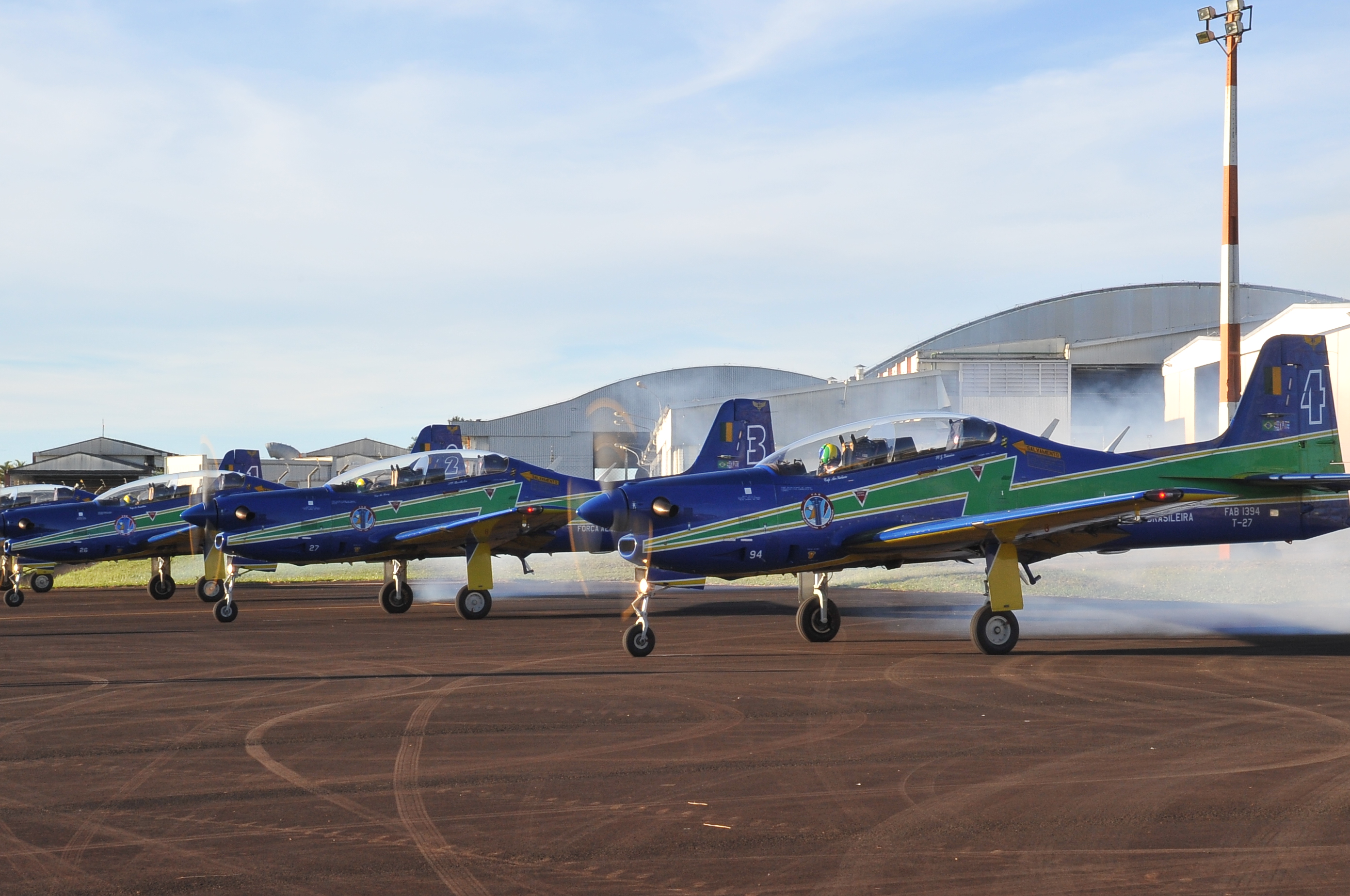 Esquadrilha da Fumaça se apresenta neste domingo, 14, em Botucatu