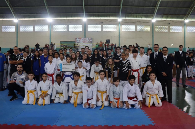 Botucatu é campeão geral da 2ª Etapa do Circuito ACAK de Karatê