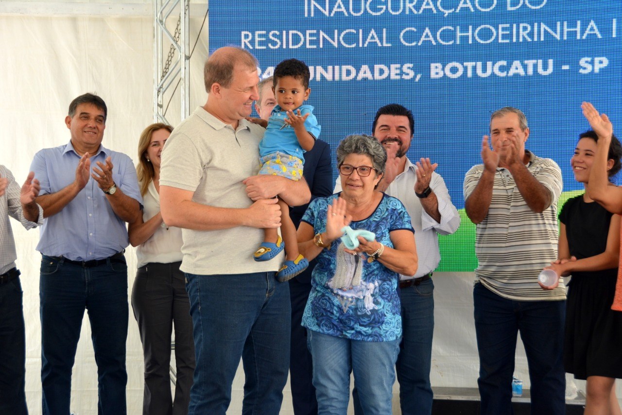Prefeitura entrega mais 248 apartamentos populares do Residencial Cachoeirinha
