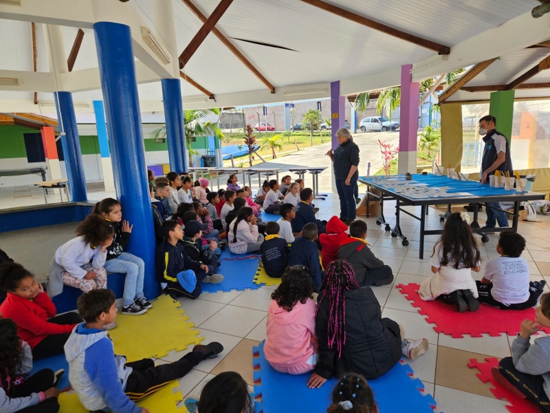 Alunos de escolas municipais participaram de oficina de fósseis do Serviço Geológico do Brasil