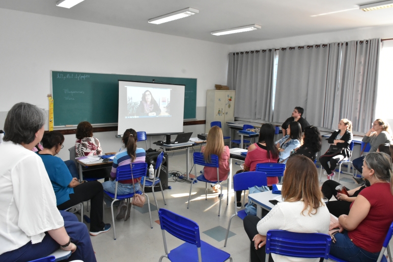 Replanejamento Pedagógico da Rede Municipal de Ensino reúne cerca de 900 educadores