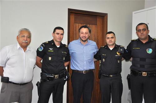 GCM apresenta novo inspetor ao Prefeito João Cury