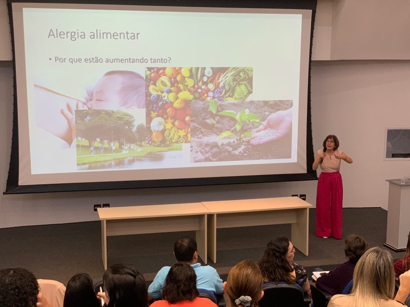 Gestores municipais participam de palestra na Semana de Conscientização da Alergia Alimentar