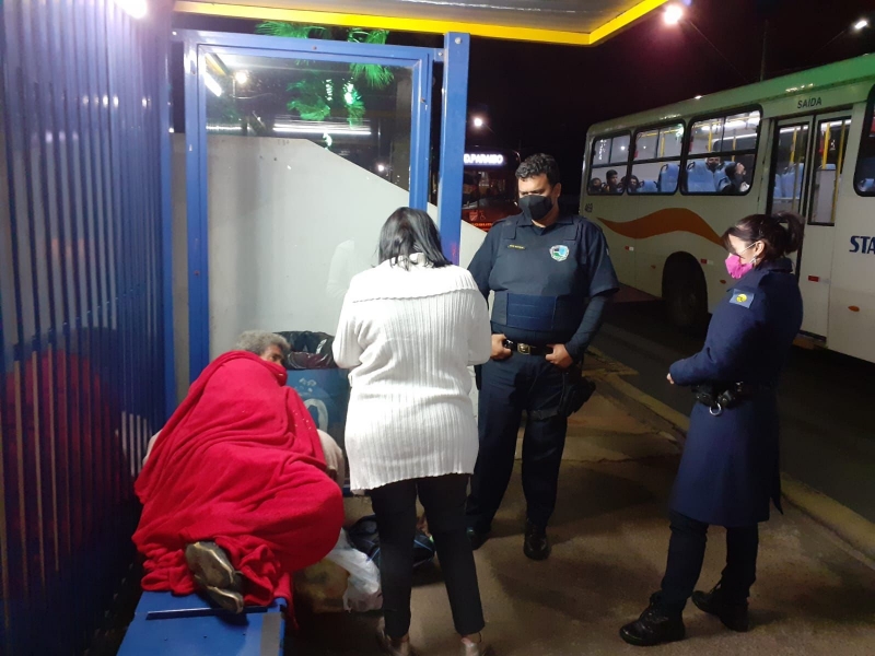 Operação Migrante acolhe pessoas em situação de rua nesta madrugada em Botucatu