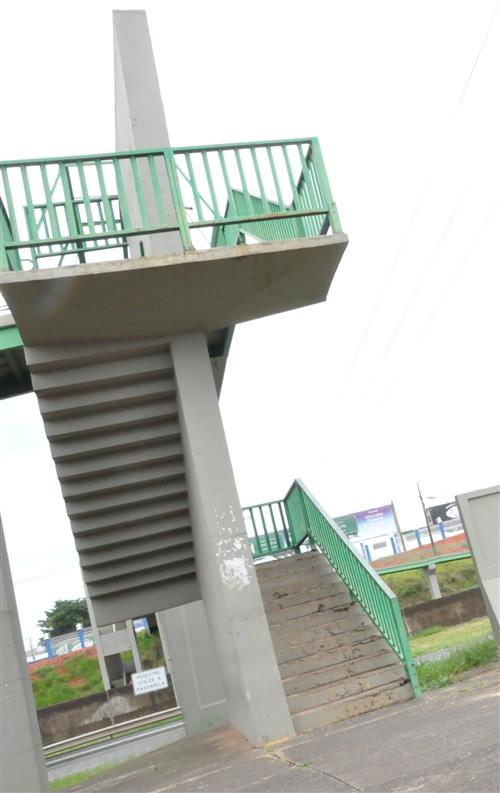 Ação conscientizará pedestres em passarela de Botucatu