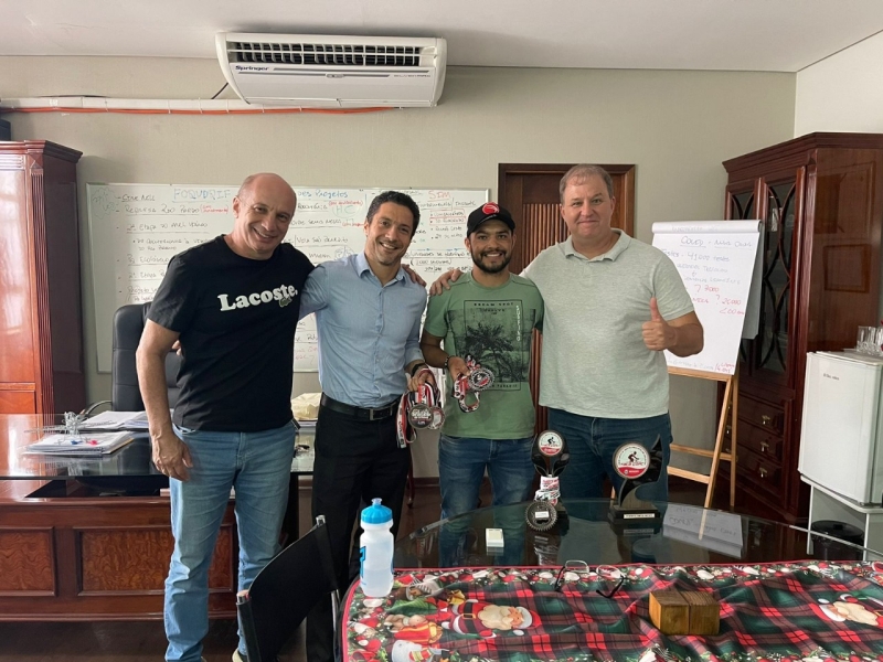 Em reunião, time de ciclismo compartilha resultados positivos com a Prefeitura de Botucatu