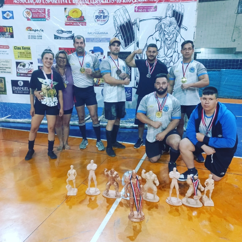 Botucatuensessão destaque em campeonato de levantamento de peso
