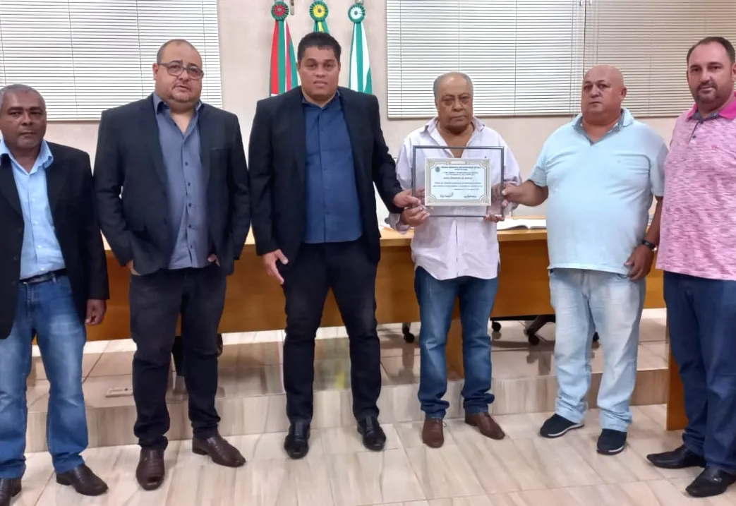 Entrega de título de Cidadão Honorário ao sr. ADÃO FERREIRA DE SOUZA