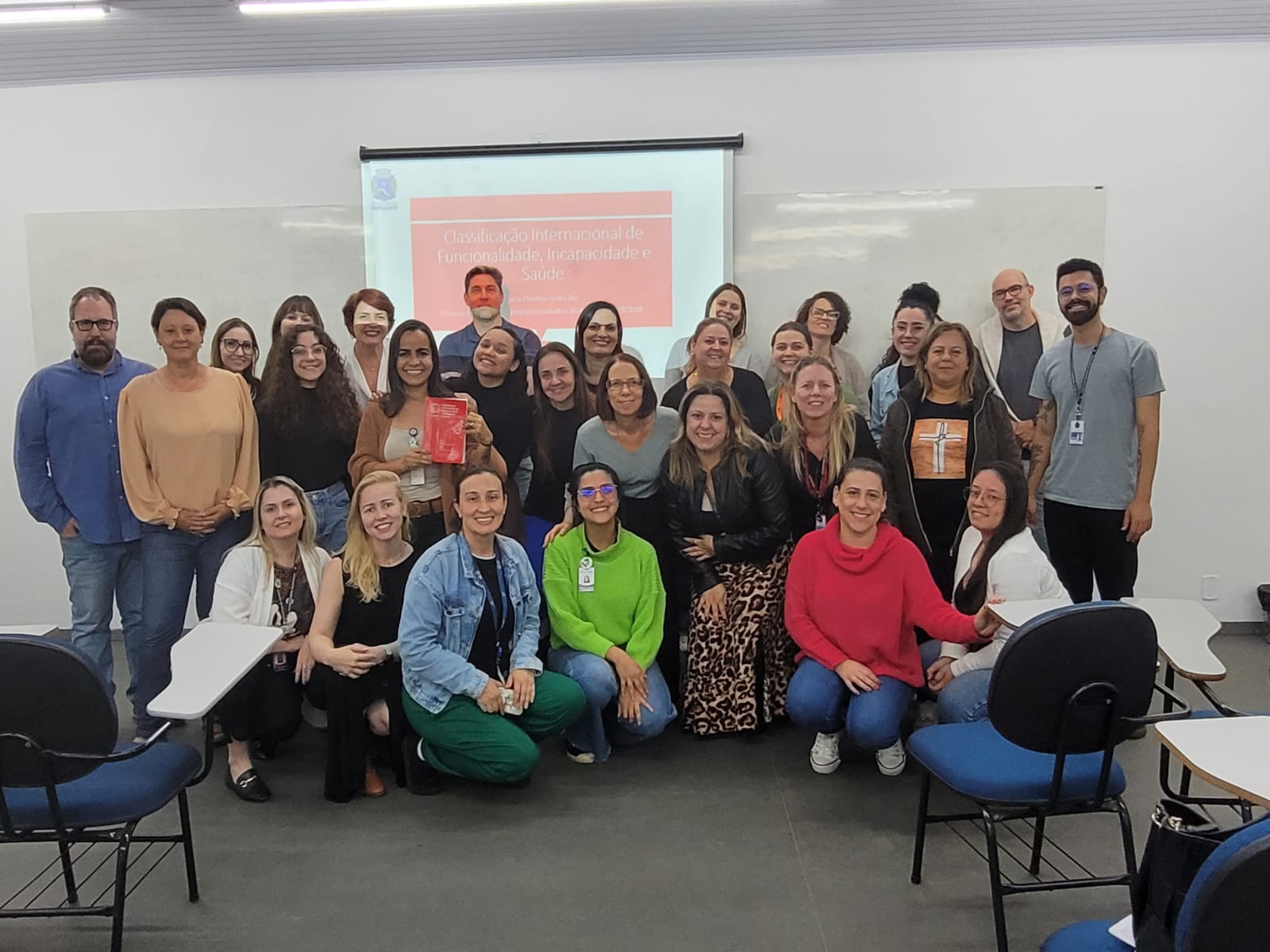 Profissionais da saúde recebem capacitação sobre classificação internacional de funcionalidade
