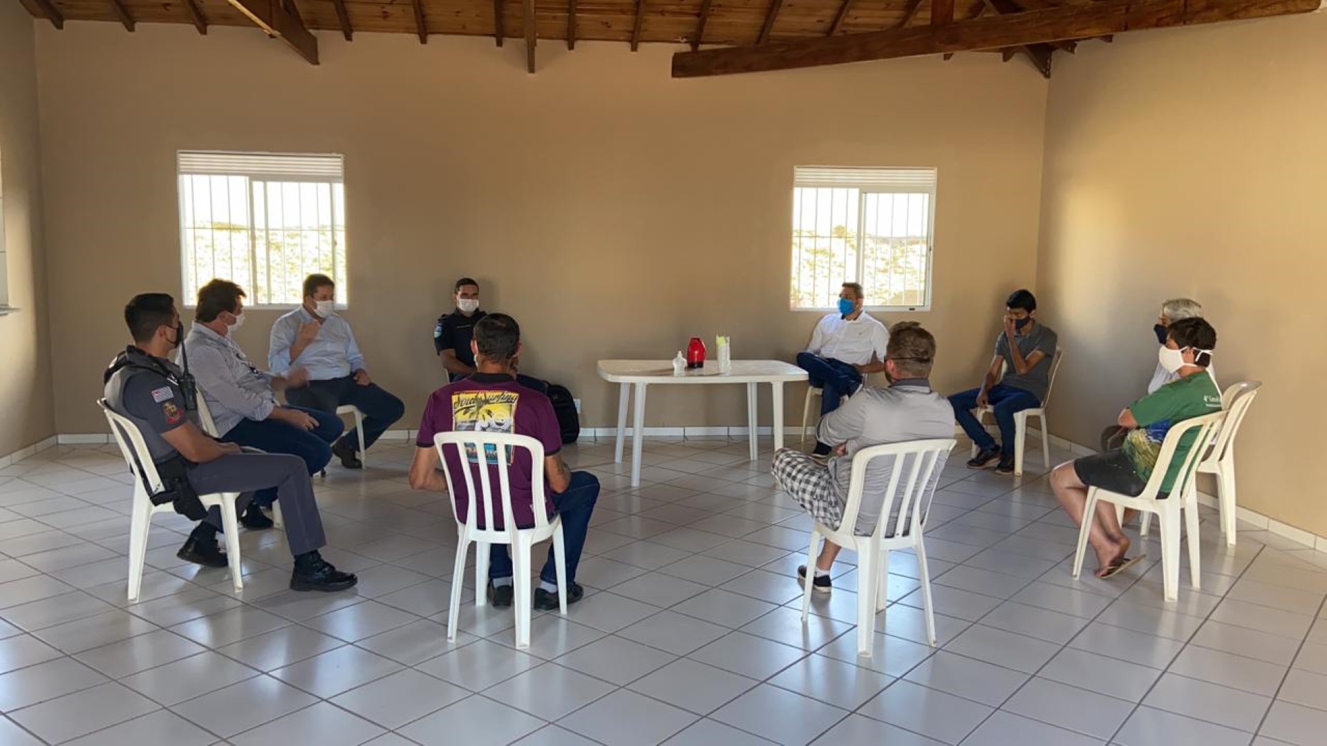 Forças de Segurança realizam reunião com moradores do Cachoeirinha 4