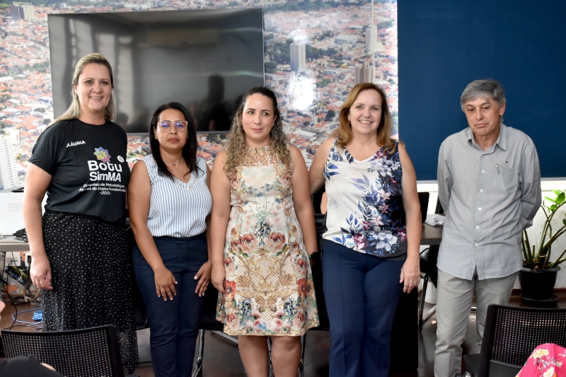 Conselheiros eleitos do COMED tomaram posse nesta quinta-feira, 26