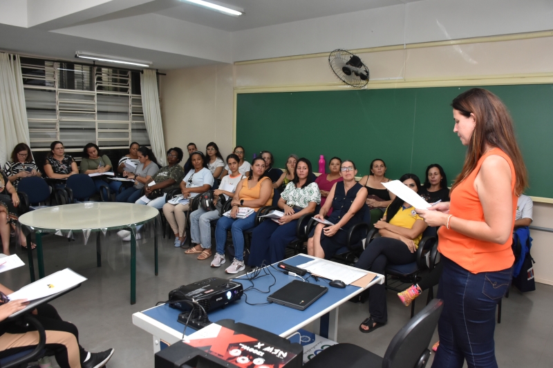Professores e educadores das escolas de Educação Infantil participarão da formação continuada - LEEI