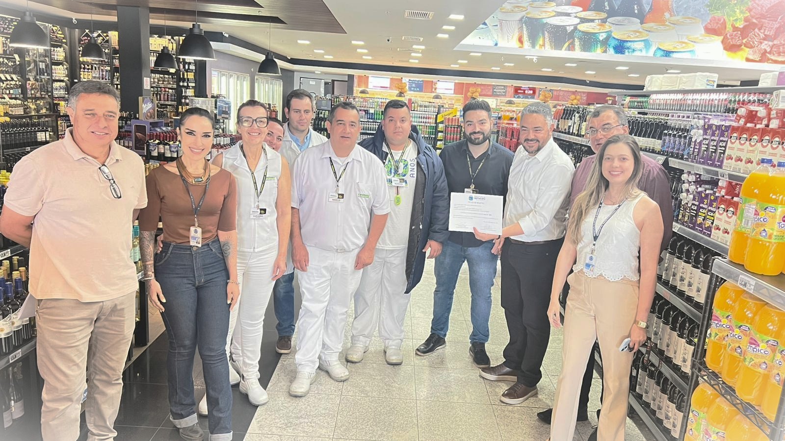 Prefeitura entrega primeiro Selo de Inspeção Municipal de Botucatu